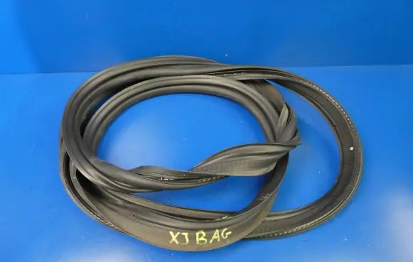 Jaguar XJ X351 Trunk rubber seal (body) X1DAC XJBAF