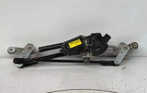 Rear door window regulator with motor