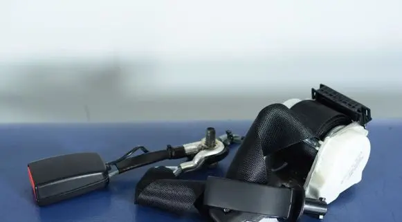 Mercedes-Benz S AMG W222 Front seatbelt