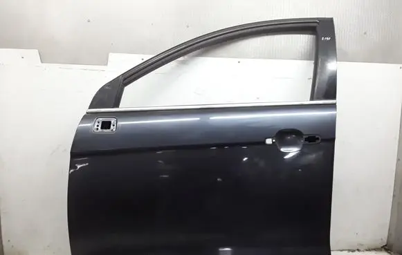 Chevrolet Captiva Front door