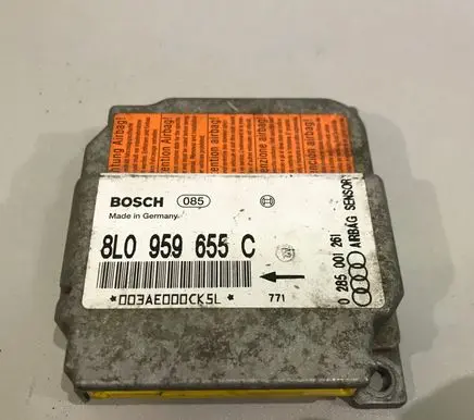 Audi A3 S3 8L Airbag control unit/module 8L0959655C 0285001261