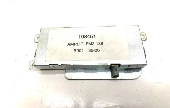 Maserati Quattroporte Aerial antenna amplifier 198451