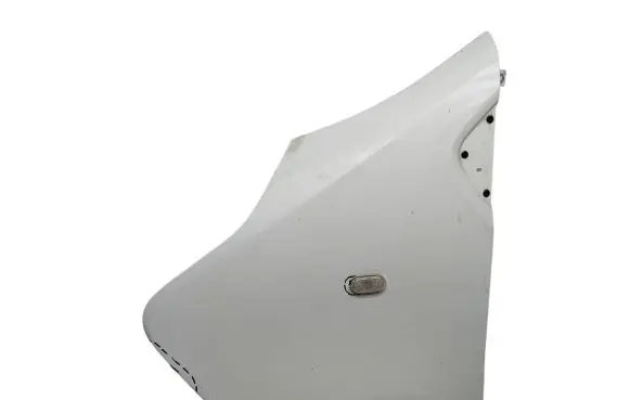 Nissan NV300 Fender