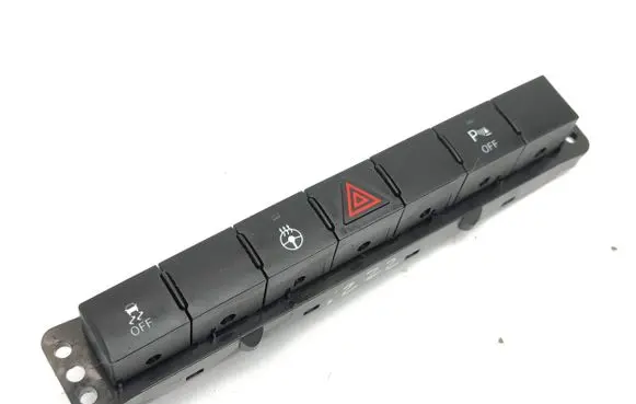 Jeep Grand Cherokee A set of switches P56046290AB 041581A 03410490102