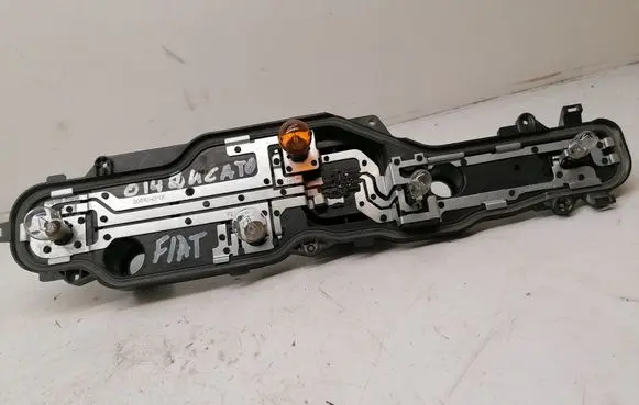 Mercedes-Benz 309 Tail light bulb cover holder 3917379999