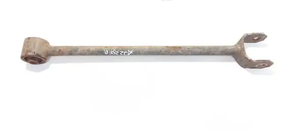 Toyota Avensis T220 Rear upper control arm/wishbone