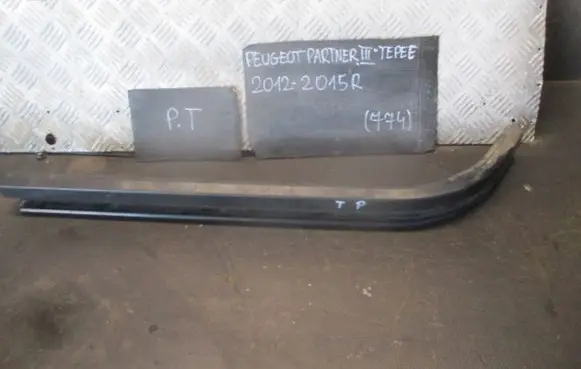 Peugeot Partner Sliding door upper top rail 9684585580E