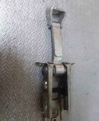 Volkswagen Crafter Front door check strap stopper 