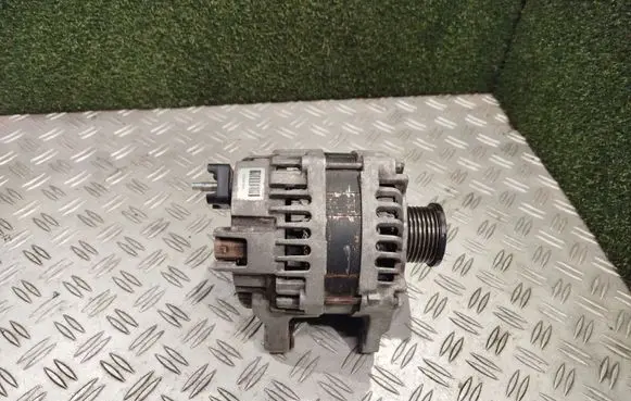 Renault Trafic III (X82) Generator/alternator 231006729R