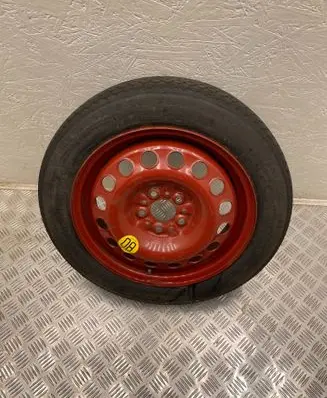 Alfa Romeo 156 R15 spare wheel 