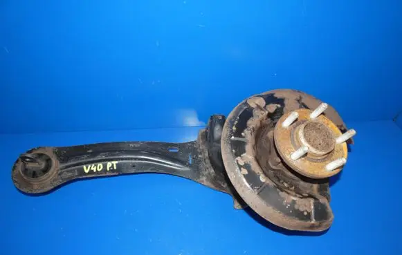 Volvo V40 Rear wheel hub spindle/knuckle V40RT