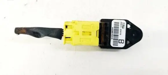 Toyota Corolla Verso AR10 Airbag deployment crash/impact sensor 8983105010 89831-05010