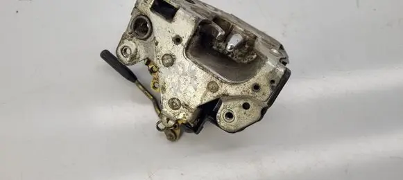 Mercedes-Benz S W126 Front door lock 1237230108