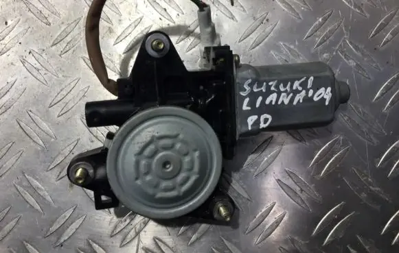 Suzuki Liana Front door window regulator motor 8343076f10 062100-9291