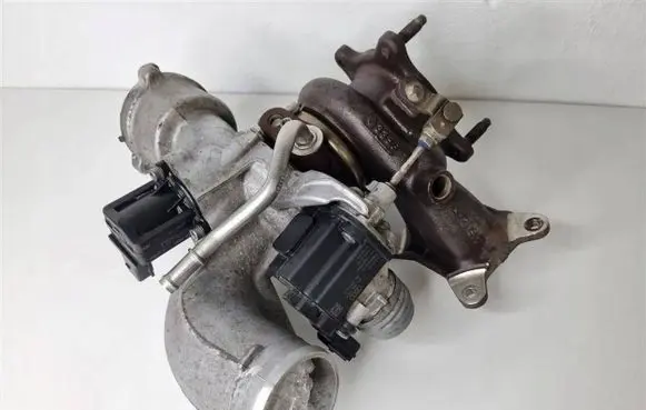 Audi A4 S4 B8 8K Turbo 06K145701M