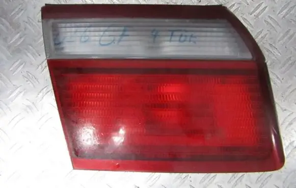 Mazda 626 Tailgate rear/tail lights 22661827 226-61827