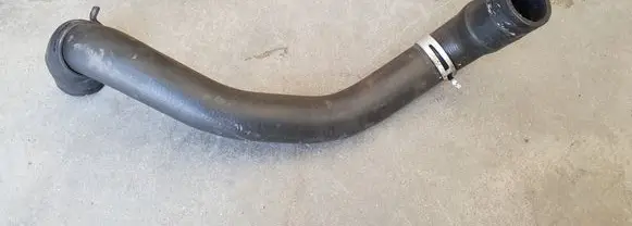 Renault Kangoo II Engine coolant pipe/hose