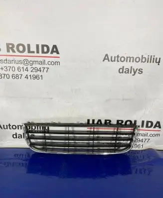 Volkswagen Jetta V Front bumper lower grill 1K0853677C
