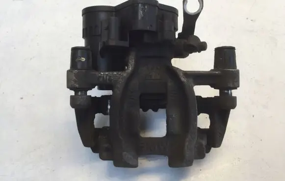 BMW 2 F44 Rear brake caliper 1543680