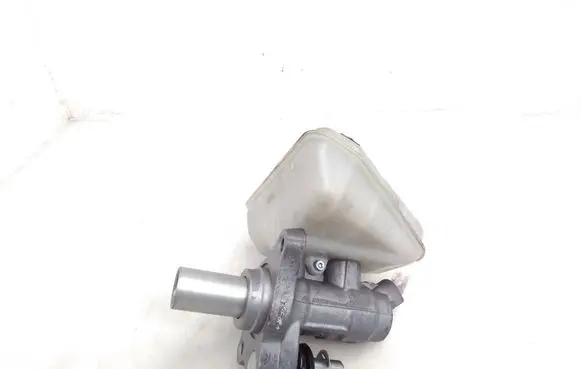 Mercedes-Benz S W221 Master brake cylinder A2214300002