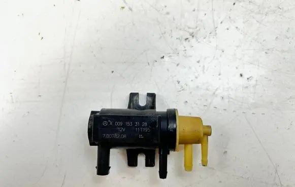 Mercedes-Benz E W212 Turbo solenoid valve A0091533128