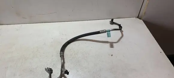 Air conditioning (A/C) pipe/hose