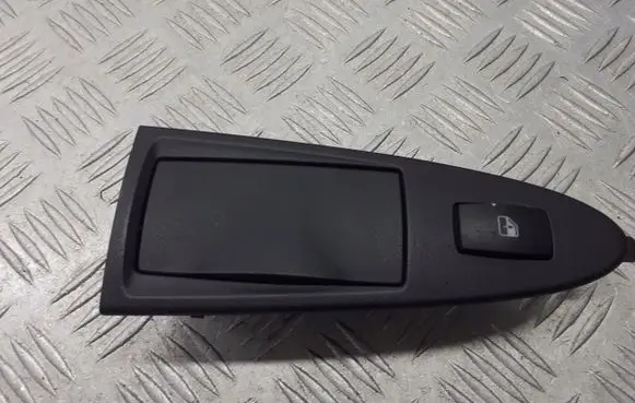 Fiat Croma Electric window control switch C723