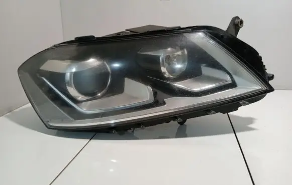 Volkswagen PASSAT B7 Headlight/headlamp 3AB941752
