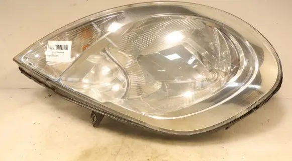 Opel Vivaro Headlight/headlamp 8200701356
