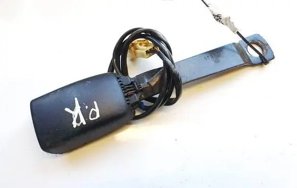 Subaru Outback Front seatbelt buckle E034501