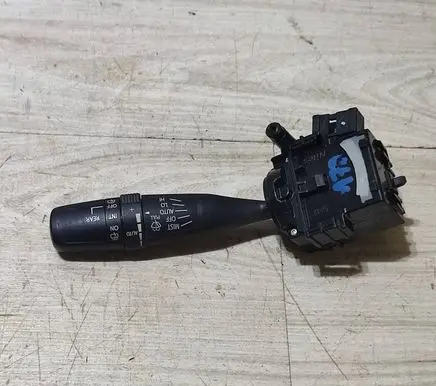 Suzuki Vitara (LY) Wiper speed switch 
