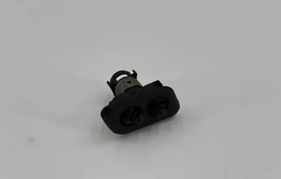 BMW 5 E39 Headlight washer spray nozzle 8360662 61678360662