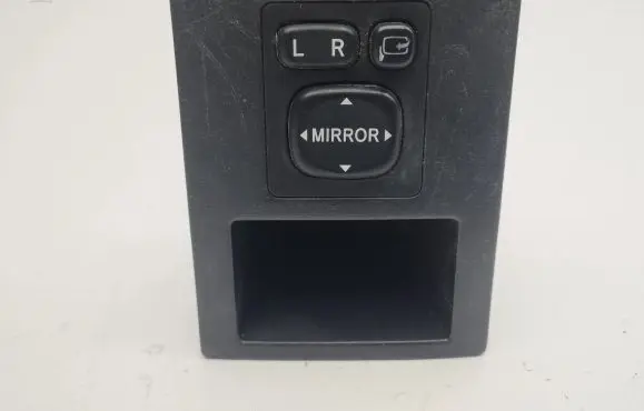 Toyota RAV 4 (XA30) Wing mirror switch 5892542010