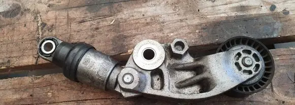 Mazda 6 Generator/alternator belt tensioner SH0115980