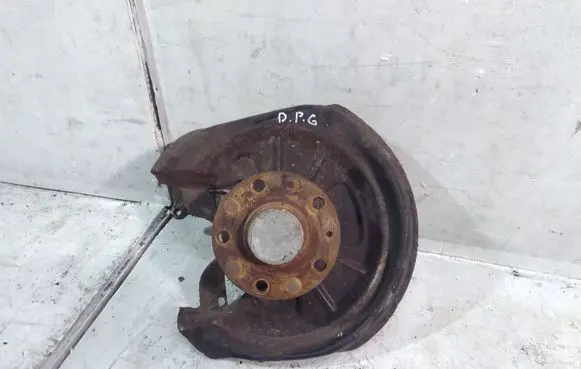 Seat Altea XL Rear wheel hub spindle/knuckle 