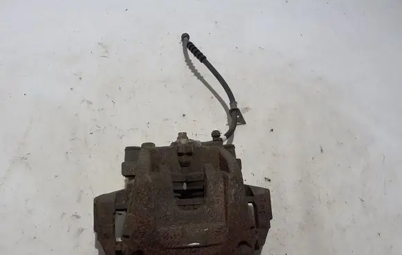 Ford S-MAX Front brake caliper 5338891