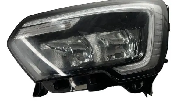 Renault Master III Headlight/headlamp 260607867R 0021113004 09082021