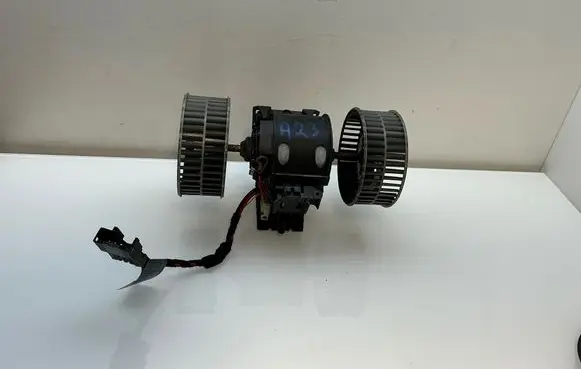 BMW 5 E60 E61 Heater fan/blower 6988425 5HL00860601 10100842309