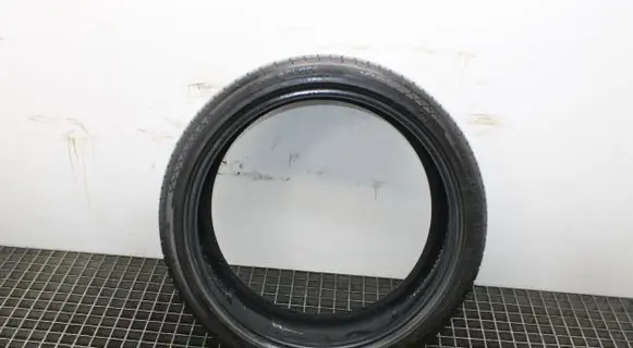 BMW 6 G32 Gran Turismo R12 summer tire 24535R20 ROYALBLACK