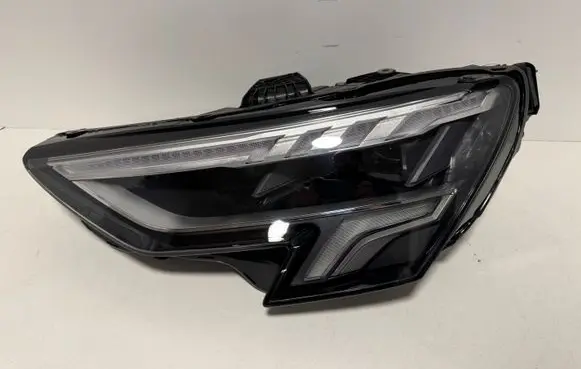 Audi A3 8Y Headlight/headlamp 8Y0941033