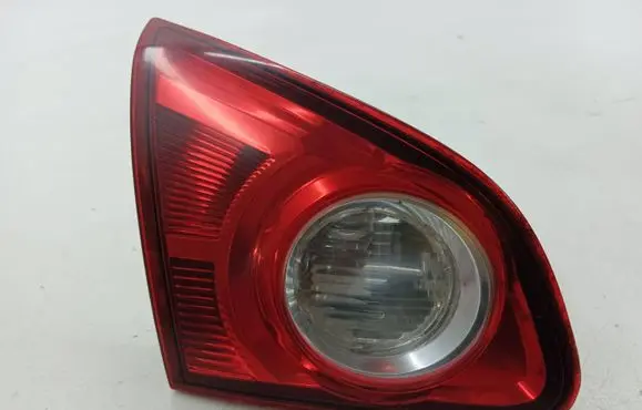 Nissan Qashqai Tailgate rear/tail lights 89061063