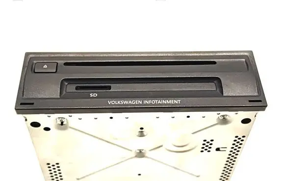 Volkswagen Touran III Radio/CD/DVD/GPS head unit 3Q0035819A