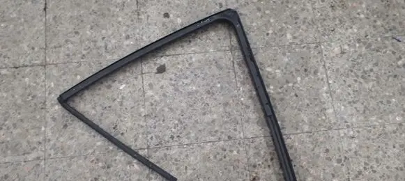 Opel Karl Rear door glass trim molding
