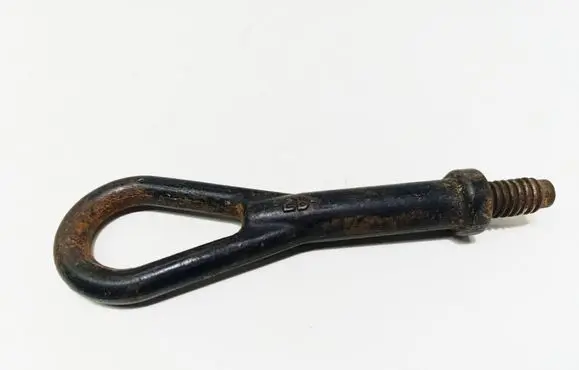 Ford C-MAX I Towing hook eye 
