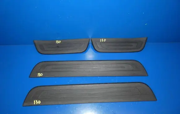 Hyundai i30 Front sill trim cover 