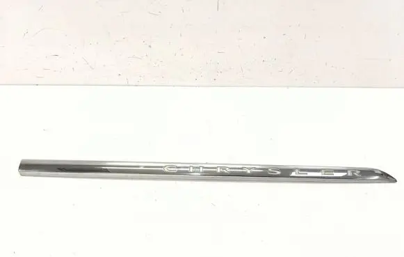 Chrysler Town u0026 Country V Front door trim (molding) 5002377RH 05182598AA