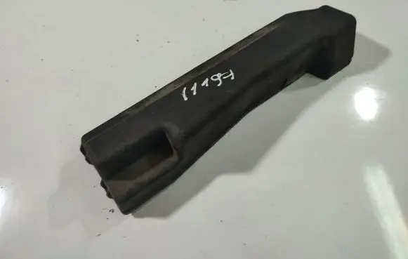 Toyota Avensis T250 Fuse box cover 