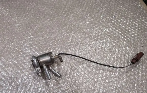 Man TGE 1gen Fuel injector 2N0131113G