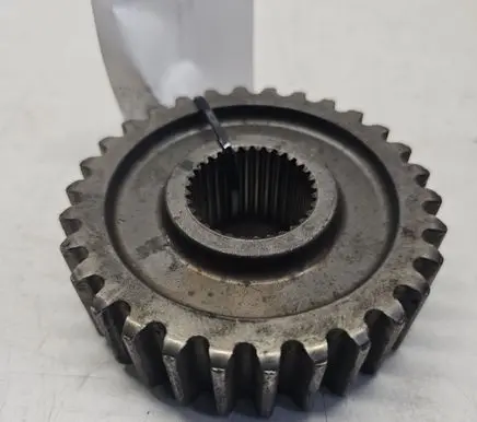 Gearbox transfer box case