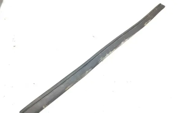 BMW 2 F46 Engine compartment rubber 7300515